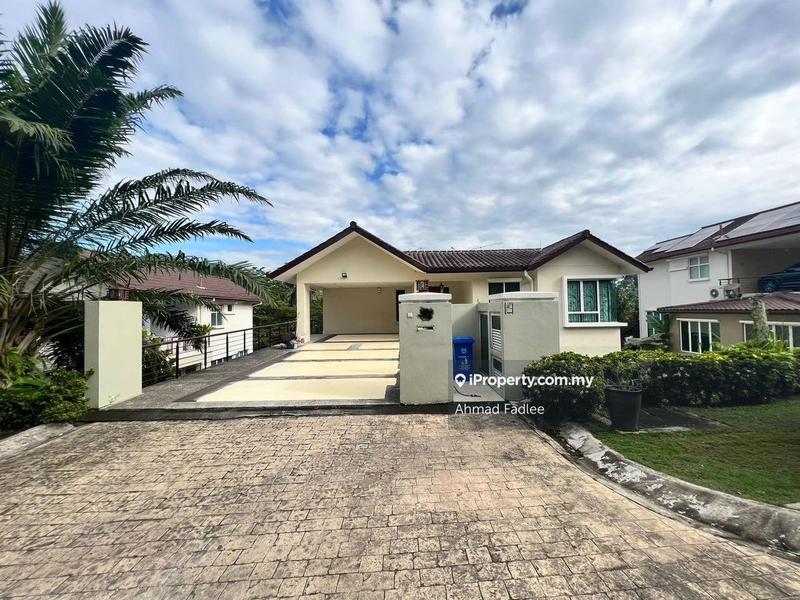 Bungalow House untuk Dijual di Kayangan Heights, Shah Alam oleh Ahmad Fadlee - iProperty.com.my