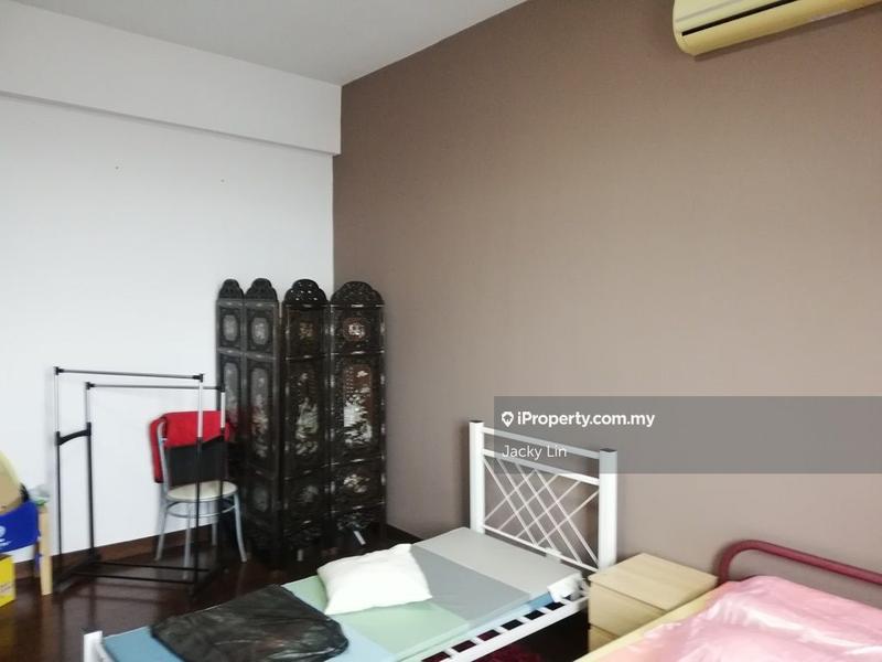 Kediaman Servis untuk Dijual di Subang Olives Residence oleh Jacky Lin - iProperty.com.my