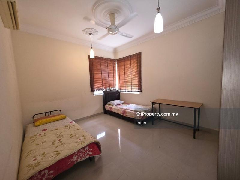 Condominium for Sale in Platinum Hill PV 8 by Intan - iProperty.com.my