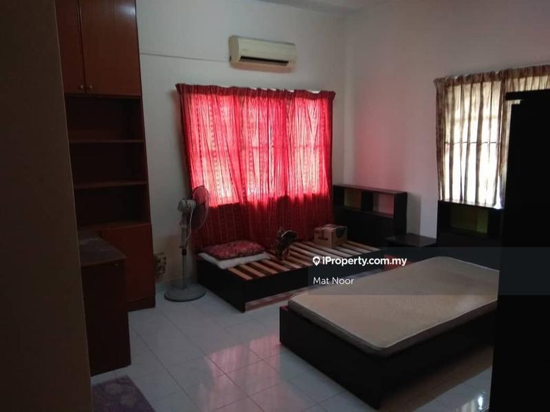 Rumah Berangkai 2 Tingkat untuk Dijual di Seksyen 7, Shah Alam oleh Mat Noor - iProperty.com.my
