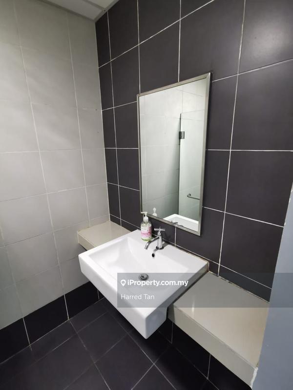 Service Residence for Rent in Centrestage Designer Suite by Harred Tan - iProperty.com.my