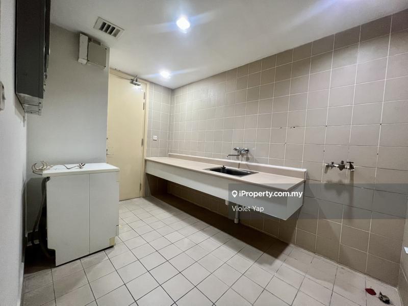 Kondominium untuk Dijual di Hampshire Park Condominium oleh Violet Yap - iProperty.com.my