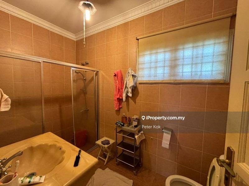 Bungalow House for Sale in smb5k, Petaling Jaya by Peter Kok - iProperty.com.my