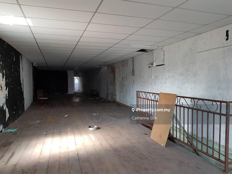 For Sale - Tengkera near Jonker Walk Freehold 2 Storey Shoplot For Sale