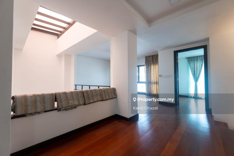 Semi-Detached House for Sale in LAKE VIEW Yara Twinvilla 2.5 Storey Semi-D House, Presint 8 by Kamil Ghazali - iProperty.com.my