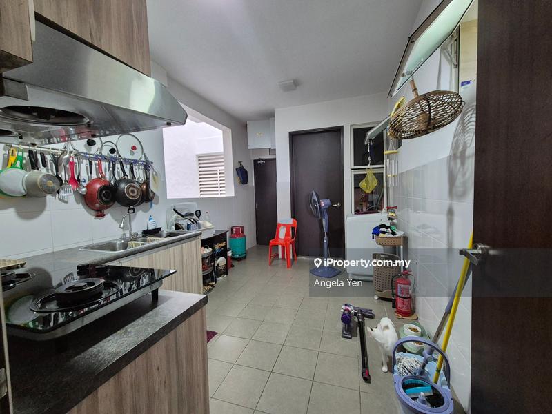 Kondominium untuk Dijual di The Bay Residences oleh Angela Yen - iProperty.com.my