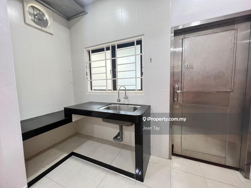 Rumah Berangkai 1.5 Tingkat untuk Dijual di Taman Saujana Indah, Bukit Katil oleh Jean Tay - iProperty.com.my