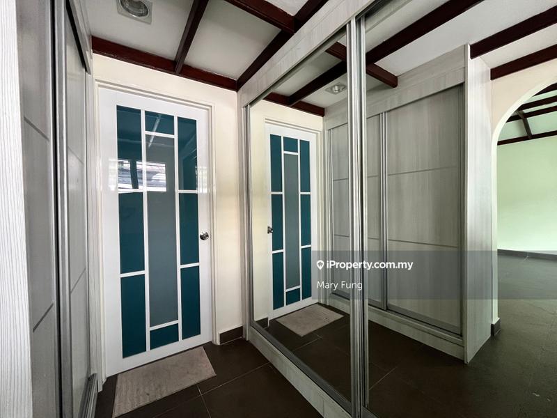 Bungalow House for Sale in Seksyen 4, Petaling Jaya by Mary Fung - iProperty.com.my