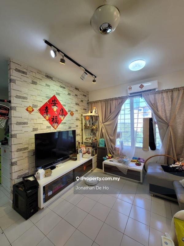 For Sale - De Rozelle