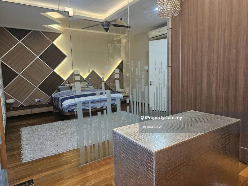 Rumah Berkembar untuk Dijual di Taman Equine, Seri Kembangan oleh Teresa Law - iProperty.com.my