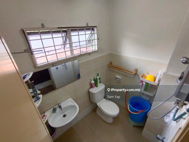 Rumah Berangkai 2 Tingkat untuk Dijual di Taman Kajang Perdana, Kajang oleh Sam Yap - iProperty.com.my
