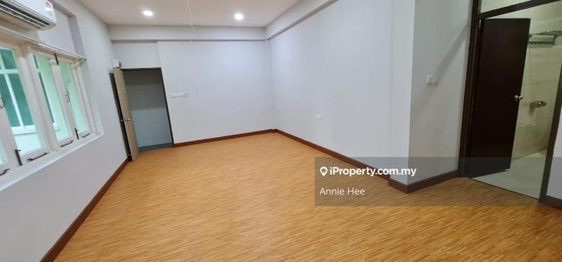 Bungalow House for Rent in Tanjung Aru, Kota Kinabalu by Annie Hee - iProperty.com.my