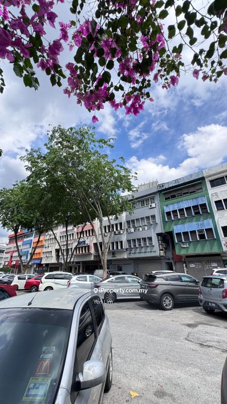 Kedai-Pejabat untuk Dijual di Batu 5, Jalan Klang Lama (Old Klang Road) oleh Yen Lim - iProperty.com.my