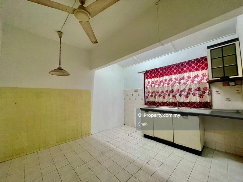 Rumah Teres 2-Tingkat untuk Dijual di SS19, Subang Jaya oleh Shah - iProperty.com.my
