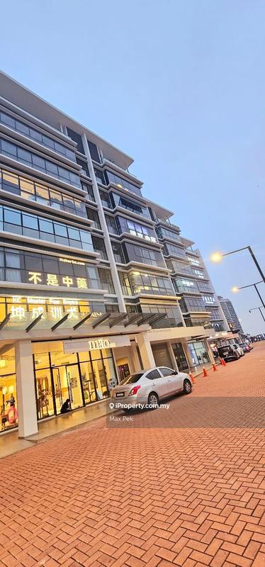 Shop / Office untuk Dijual di Taman Balakong Jaya, Balakong oleh Max Pek - iProperty.com.my