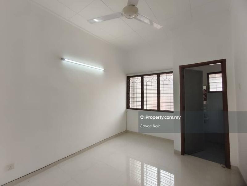 2-storey Terraced House for Sale in Usj 11, Subang Jaya by Joyce Kok - iProperty.com.my