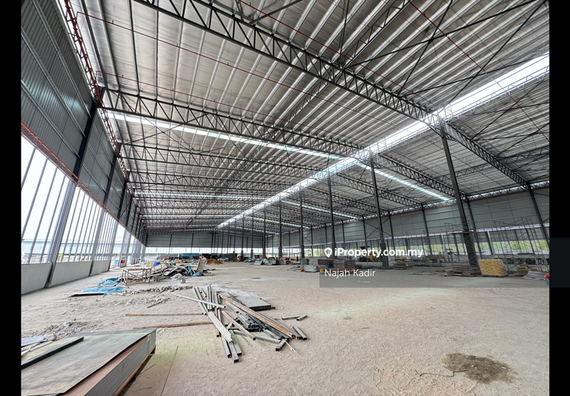 Kilang Terpisah untuk Dijual di Bandar Baru Enstek, Bandar Enstek oleh Najah Kadir - iProperty.com.my