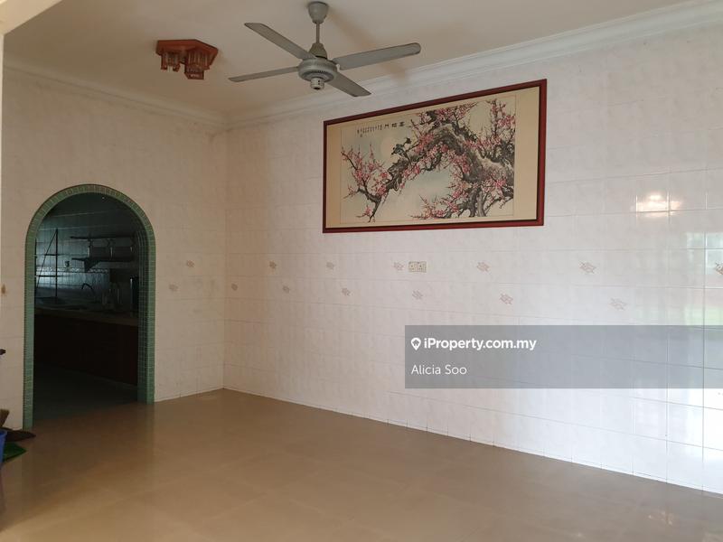 Rumah Teres 2-Tingkat untuk Dijual di Bukit Rahman Putra, Sungai Buloh oleh Alicia Soo - iProperty.com.my