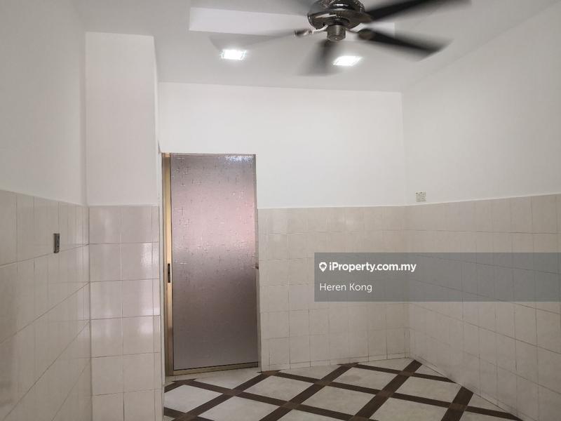 Rumah Berangkai 2 Tingkat untuk Disewa di Mutiara Puchong, Puchong oleh Heren Kong - iProperty.com.my