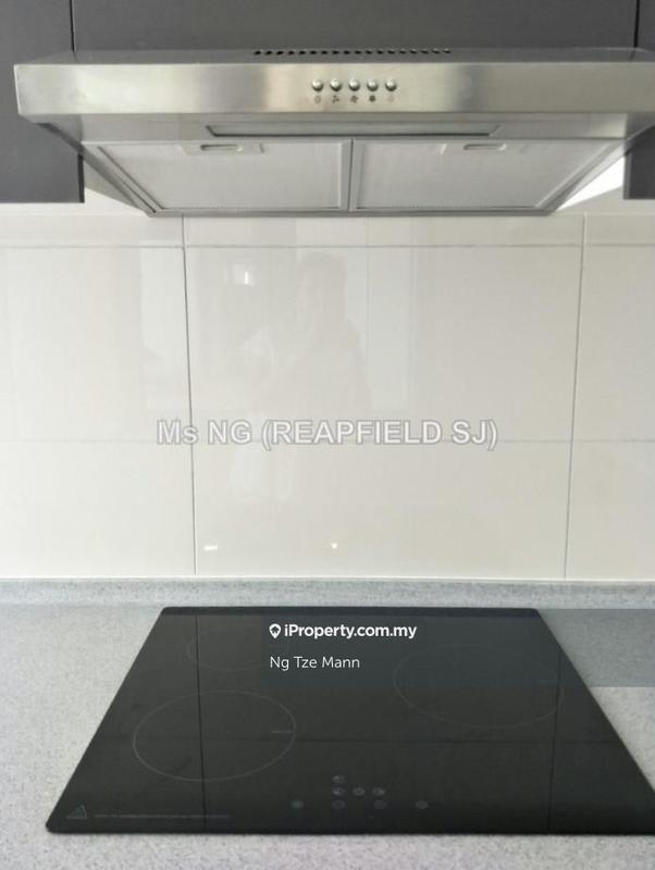 Condominium for Sale in Lakefront Residence by Ng Tze Mann - iProperty.com.my