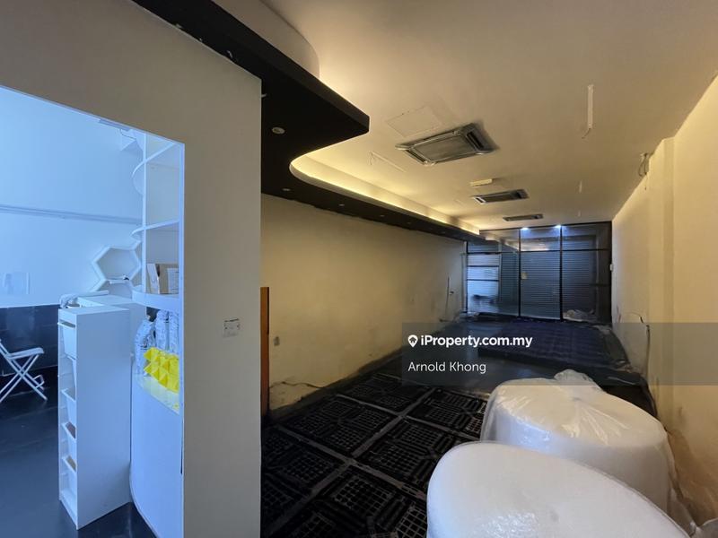 For Rent - Starparc Point