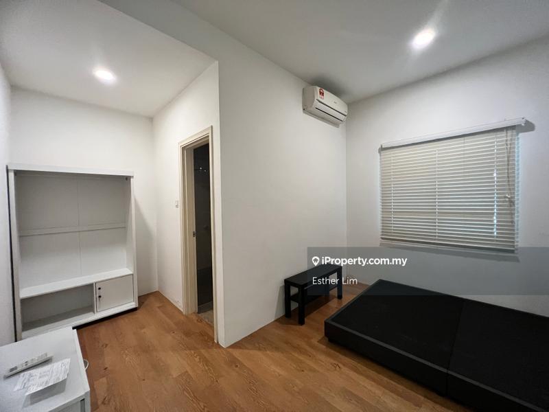 1.5-storey Terraced House for Sale in Kota Damansara, Selangor by Esther Lim - iProperty.com.my