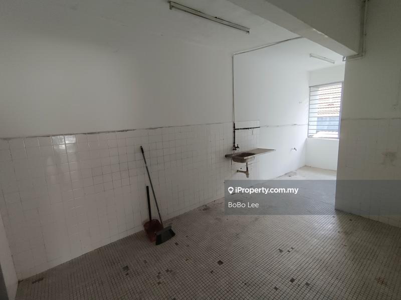 Rumah Pangsa untuk Dijual di Kuchai Entrepreneurs Park oleh BoBo Lee - iProperty.com.my