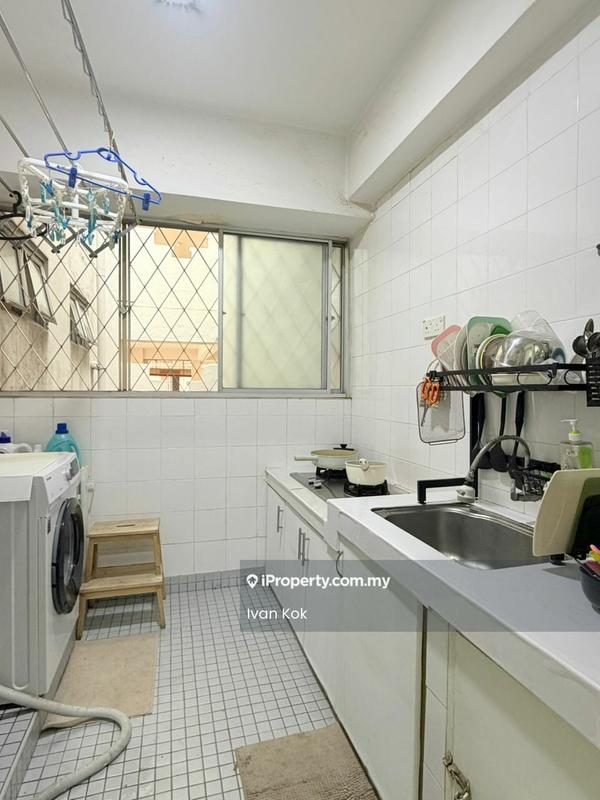 Condominium for Sale in Kelana Puteri by Ivan Kok - Kitchen - iProperty.com.my