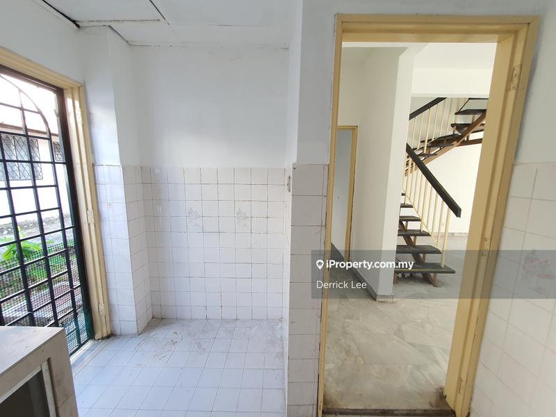 Rumah Berangkai 2 Tingkat untuk Dijual di 18d3y, Subang Jaya oleh Derrick Lee - iProperty.com.my
