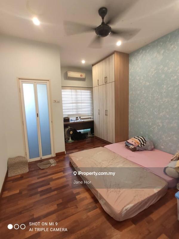 Townhouse for Sale in 16 Sierra, Puchong by Jane Hor - iProperty.com.my