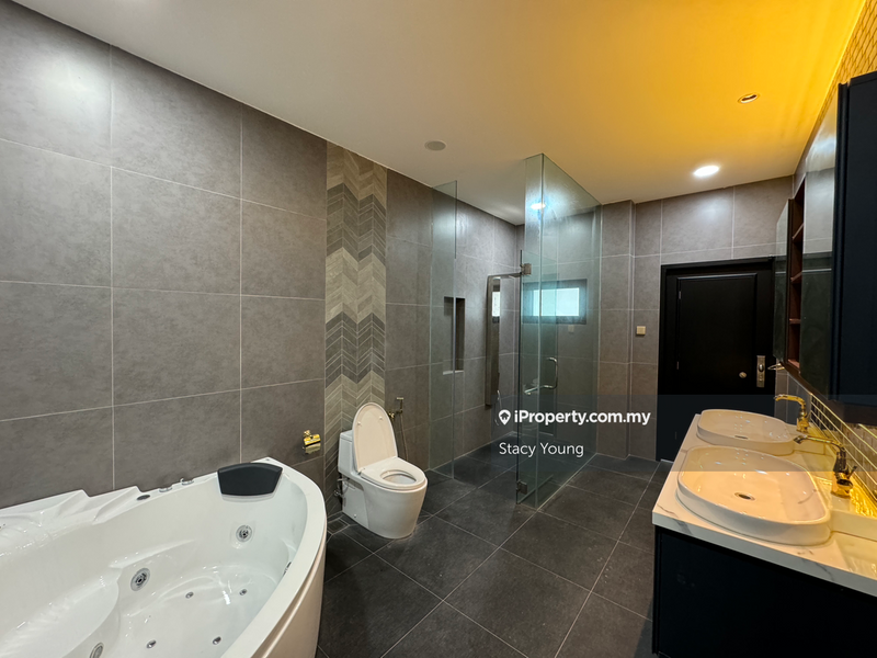 Rumah Berkembar untuk Dijual di Batu 9, Cheras oleh Stacy Young - iProperty.com.my