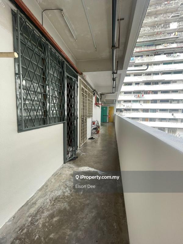 Pangsapuri untuk Dijual di Taman Wayton Apartment oleh Elson Dee - iProperty.com.my