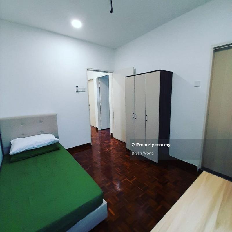 Rumah Teres 2-Tingkat untuk Dijual di Damansara Kim, Petaling Jaya oleh Bryan Wong - iProperty.com.my