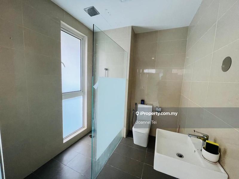 Bungalow House for Rent in Lakefront Villa, Cyberjaya by Joanne Tei - iProperty.com.my