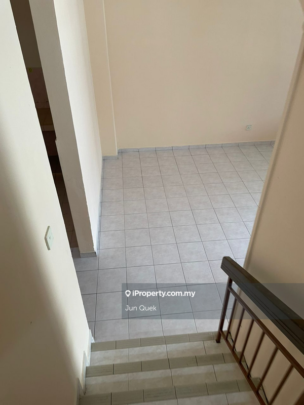 Rumah Teres 2-Tingkat untuk Dijual di Taman Desa Indah, Nilai oleh Jun Quek - iProperty.com.my