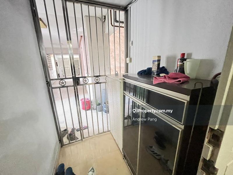 Pangsapuri untuk Dijual di Ixora Apartments oleh Andrew Pang - iProperty.com.my