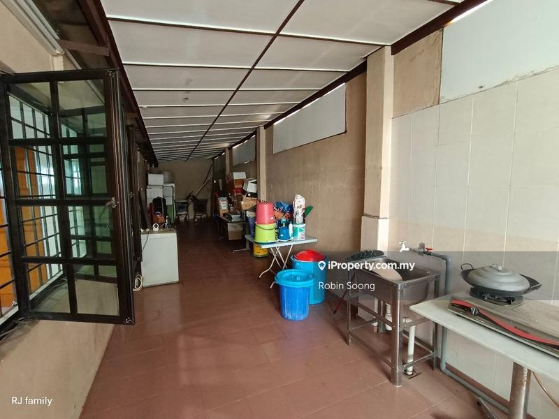 Semi-Detached House for Sale in Taman Tasik Utama, Ayer Keroh by Robin Soong - iProperty.com.my