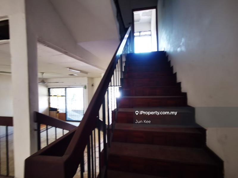 2-storey Terraced House for Sale in Taman Danau Desa, Taman Desa by Jun Kee - iProperty.com.my