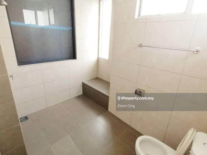 Rumah Berkembar untuk Dijual di Semi-D Bayu Suria [End Lot]  Bandar Puncak Alam, Puncak Alam oleh Elwin Ong - iProperty.com.my
