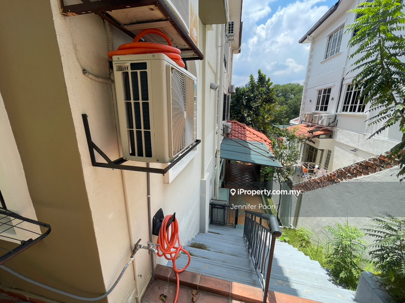 Rumah Berkembar untuk Dijual di Taman Yarl, Jalan Klang Lama (Old Klang Road) oleh Jennifer Poon - iProperty.com.my