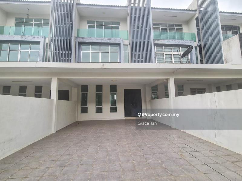 3-storey Terraced House for Sale in Taman Bangi Avenue, Bangi by Grace Tan - iProperty.com.my