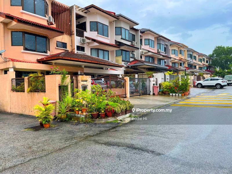 Rumah Berangkai 2.5 Tingkat untuk Dijual di Bandar Utama 7, Bandar Utama oleh Eddie Hi - iProperty.com.my