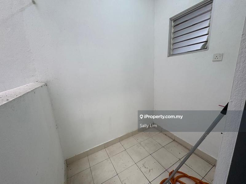 Condominium for Rent in Lakefront Homes by Sally Lim - iProperty.com.my
