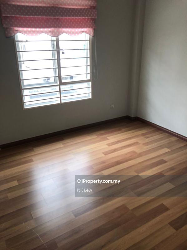 Kondominium untuk Dijual di Bayan Villa, Seri Kembangan oleh NK Lew - iProperty.com.my