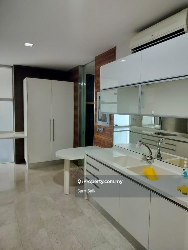 For Rent - Park Seven