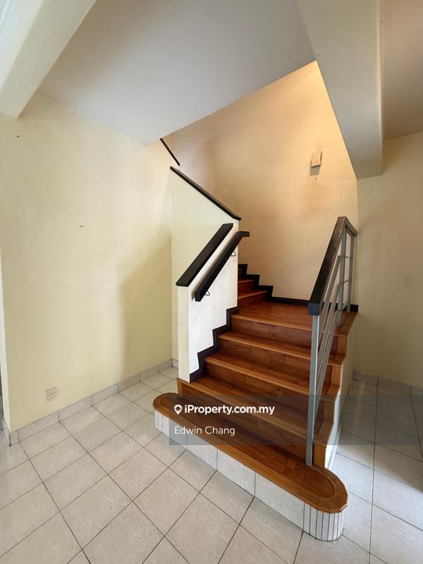 Rumah Berkembar untuk Dijual di Bandar Kinrara Seksyen 6, Bandar Kinrara oleh Edwin Chang - iProperty.com.my