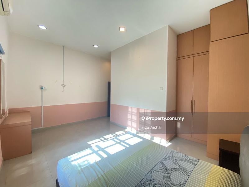 Banglo untuk Dijual di Johor Bahru, Johor oleh Fiza Aisha - iProperty.com.my