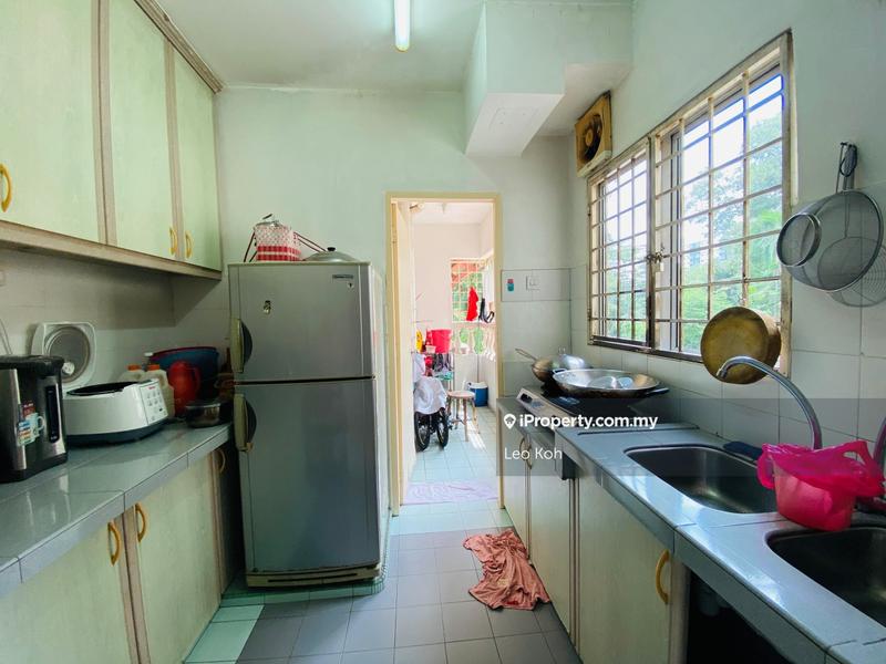 Pangsapuri untuk Dijual di Taman Puncak Kinrara oleh Leo Koh - iProperty.com.my