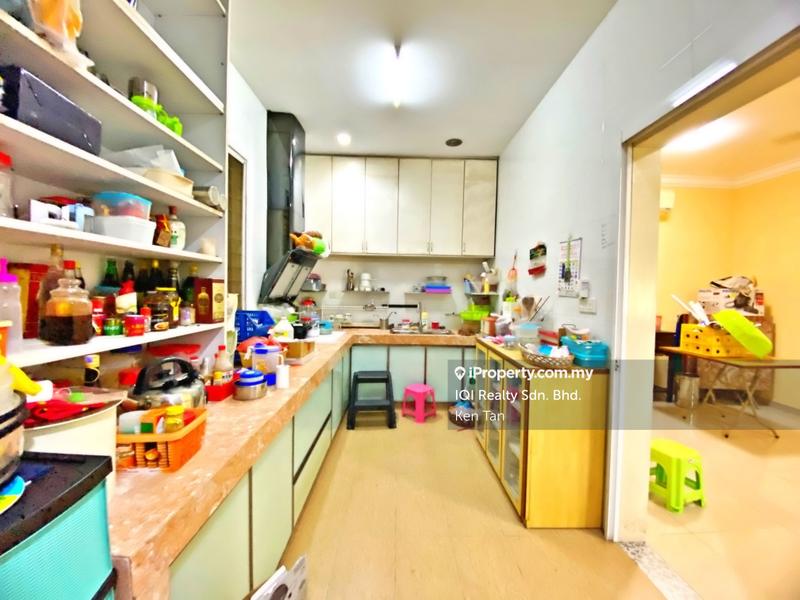 Rumah Berkembar untuk Dijual di Seksyen 9, Kota Damansara oleh Ken Tan - iProperty.com.my