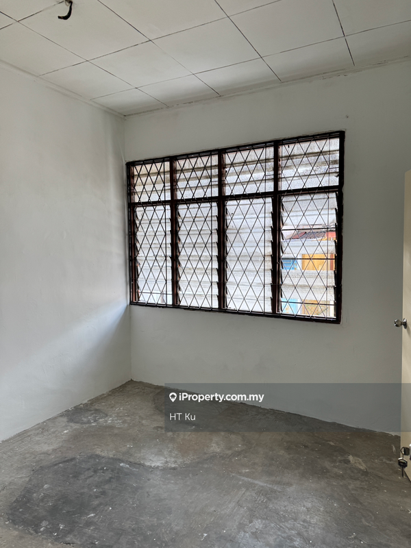 Rumah Berangkai 2 Tingkat untuk Dijual di t50xl, Johor Bahru oleh HT Ku - iProperty.com.my